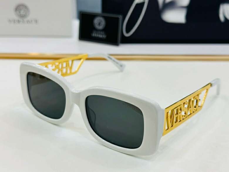 Picture of Versace Sunglasses _SKUfw56969479fw